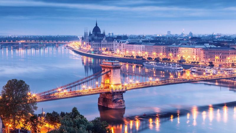 A LA DECOUVERTE DE LA PERLE DU DANUBE